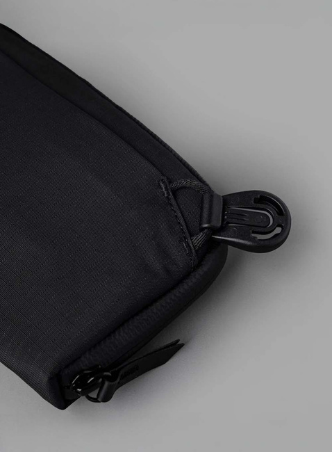 Organizer ma elektronikę Alpaka Flight Pouch - black