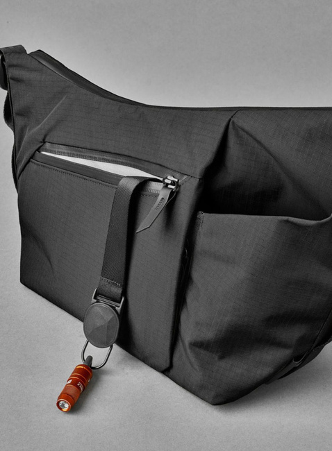 Torba miejska Alpaka Flow Satchel 4 l - black