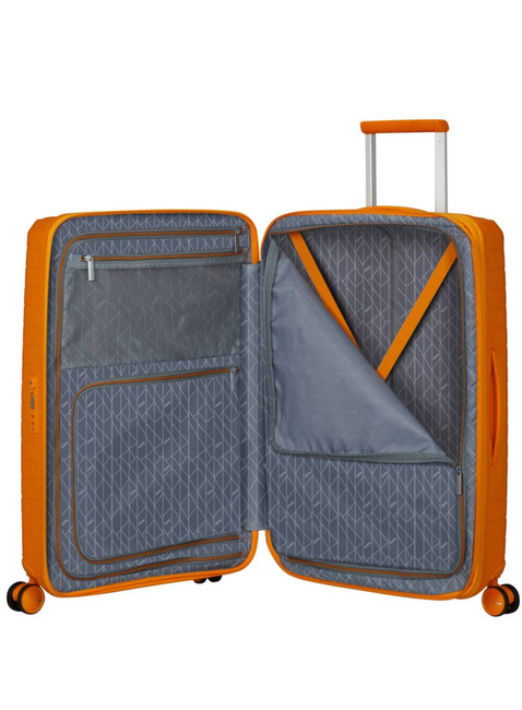Walizka średnia American Tourister FastForward - radiant orange
