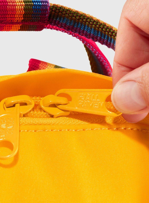 Plecak Fjallraven Kanken Mini Rainbow - pink / rainbow pattern