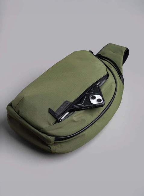 Plecak na jedno ramię Alpaka Metro Crossbody Left Shoulder - green