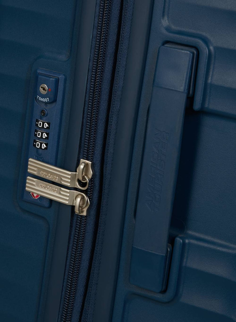 Walizka średnia American Tourister Diablast EXP - darkwave blue