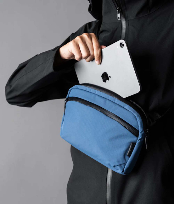 Torba saszetka na ramię Alpaka Flight Sling 2 l - blue