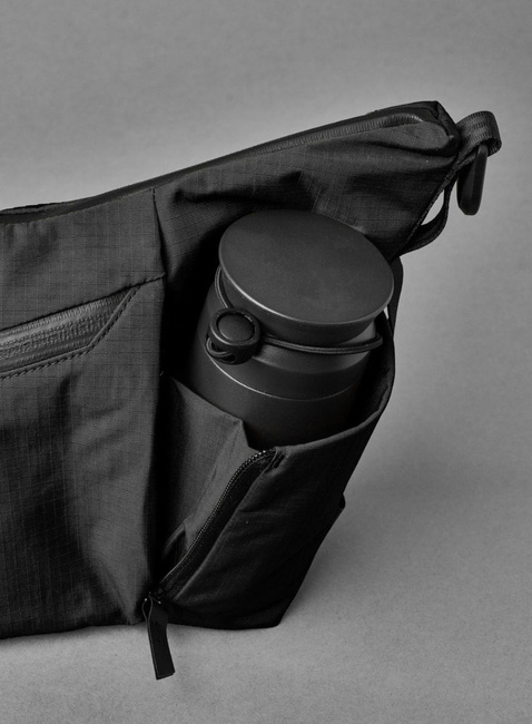 Torba na ramię Alpaka Flow Satchel 2 l - black