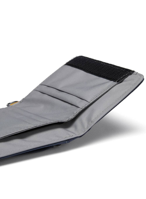 Portfel antykradzieżowy Pacsafe RFIDsafe Trifold Wallet - coastal blue