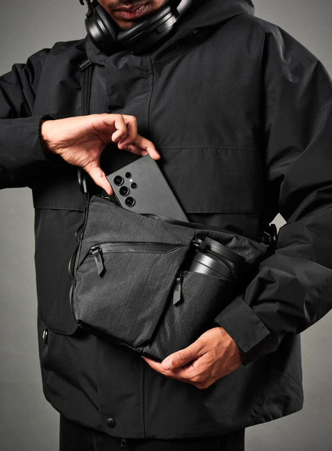 Torba na ramię Alpaka Flow Satchel 2 l - black