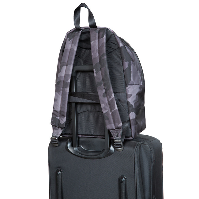 Wygodny plecak Eastpak Padded Pak'r - constructed camo
