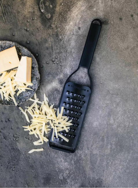 Tarka grube oczka Microplane Black Sheep Extra Coarse Grater - black