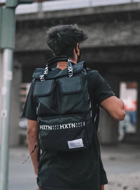 Plecak miejski HXTN Supply Utility Traveller - black