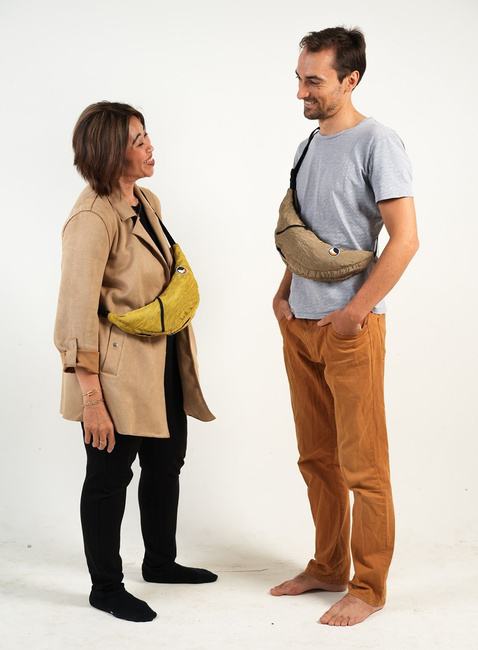 Torba na ramię Ticket To The Moon Premium Upcycled Sling Bag - sparkling gold