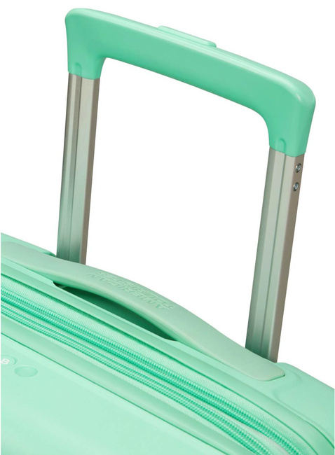 Walizka mała American Tourister Mickey Magic - jelly mint