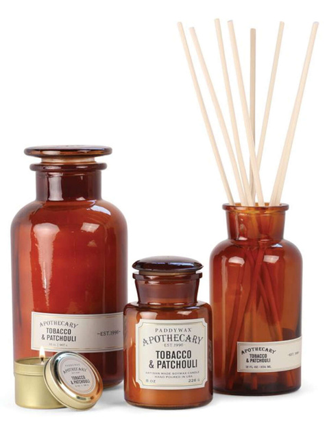 Świeca zapachowa sojowa Paddywax Apothecary 226 g Chamomile and Fig