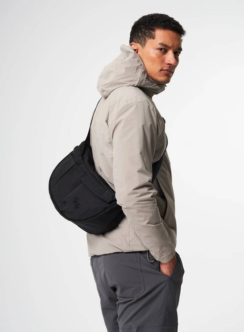 Torba na ramię Pinqponq Krumm Medium - crinkle black