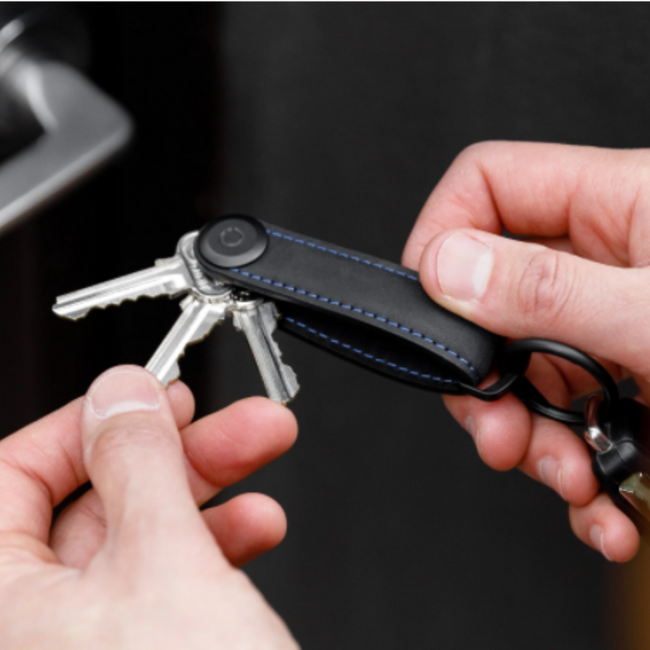 Zestaw Orbitkey - organizer do kluczy Crazy Horse Leather + Multitool V2 - black / blue stitching 