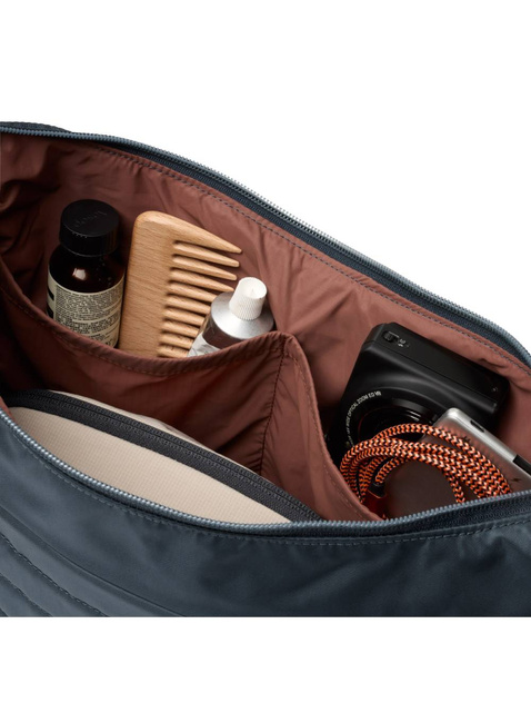 Torba na ramię Bellroy Laneway Crescent Bag 7 l - blue steel