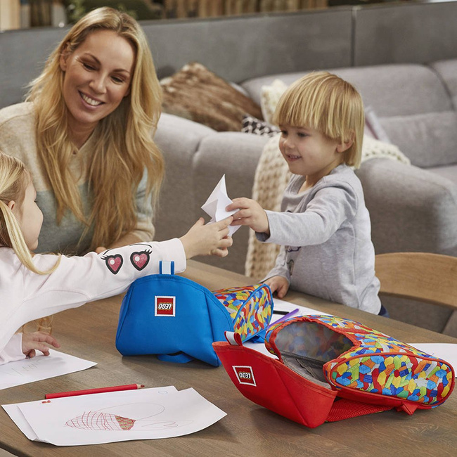 Plecak dziecięcy Kiddiewink LEGO - bricks / red