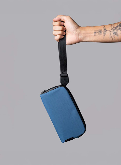 Saszetka na ramię Alpaka Flight Pouch - blue
