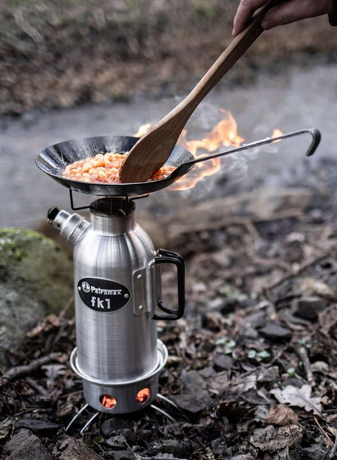 Patelnia turystyczna z kutego żelaza Petromax Iron Pan 20 cm