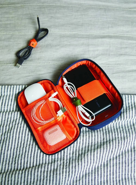 Etui na elektronikę Gentlemen's Hardware Tech Tidy Case