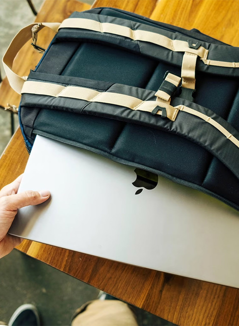 Plecak miejski Topo Designs Commuter Backpack - beetle / khaki