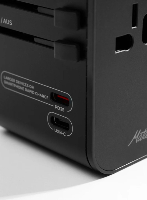 Adapter podróżny Matador Global Travel Adapter - black