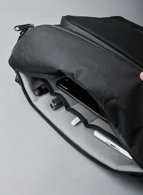 Torba crossbody Alpaka Bravo Sling Max V2 - black