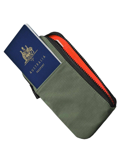 Portfel podróżny Alpaka Travel Wallet Axoflux - green