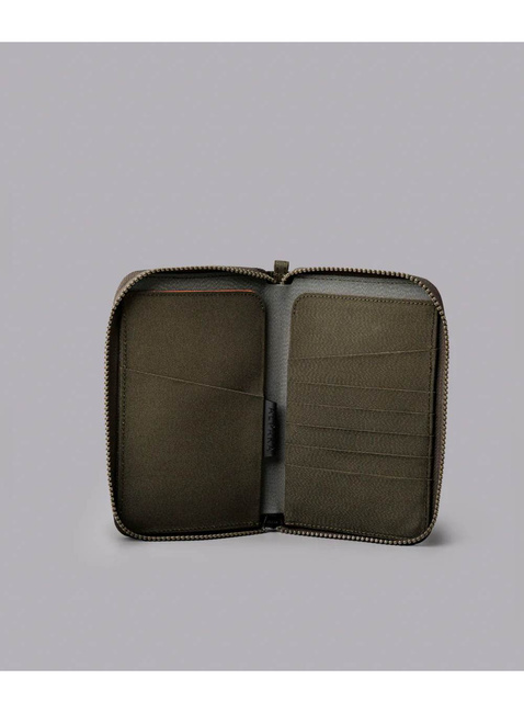 Portfel paszportówka Alpaka Zip Passport Wallet - army green