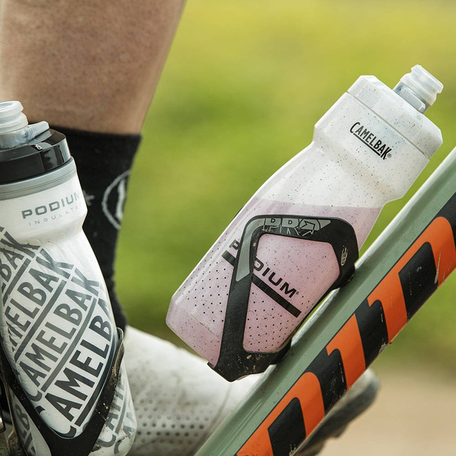 Bidon rowerowy Camelbak Podium 710 ml - sage perforated