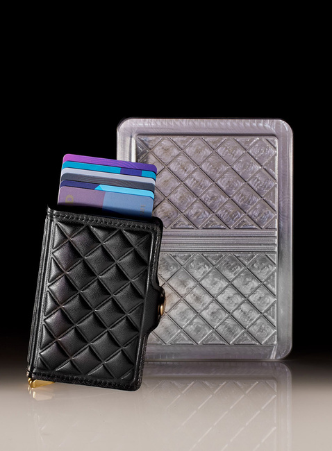 Portfel RFID Secrid Premium Miniwallet Emboss Diamond+ - black