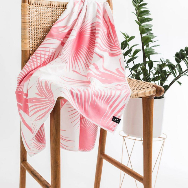 Ręcznik podróżny Slowtide Day Palms Travel Towel - pink