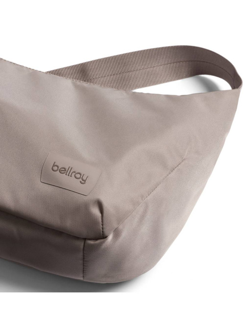 Torba na ramię Bellroy Laneway Crescent Bag 2,5 l - fawn