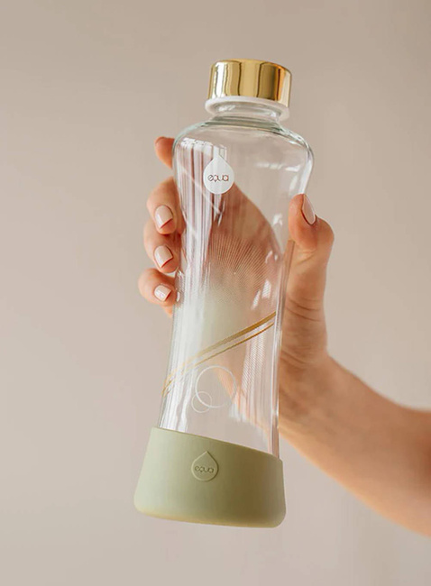 Butelka szklana na wodę 0,55 l Equa - metallic gold