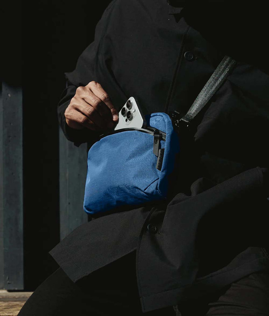 Torba saszetka na ramię Alpaka Flight Sling 2 l - blue