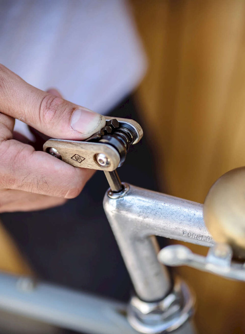 Wielofunkcyjny narzędzie do rowerów Gentlemen's Hardware Pocket Bicycle Multi-Tool