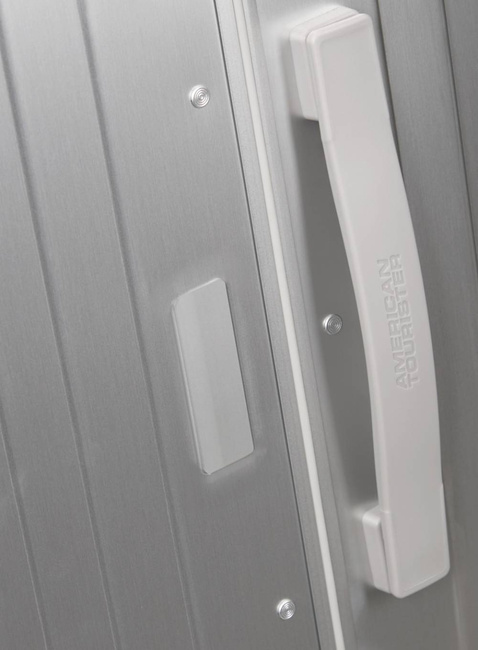Walizka średnia American Tourister Soundbox Alu - silver