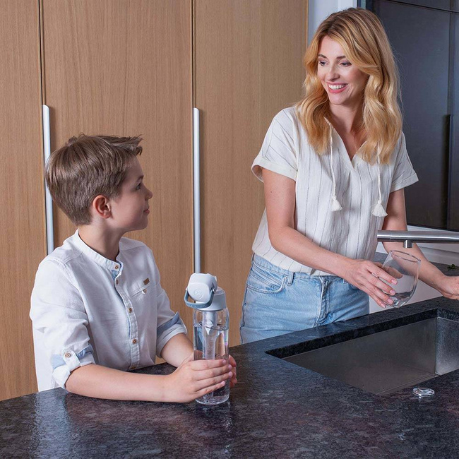 Butelka filtrująca z filtrem węglowym Dafi SOLID 0,7 l - bursztynowy 