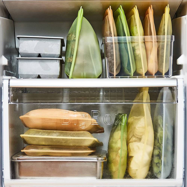 Silikonowa torebka na kosmetyki Stasher - rainbow orange