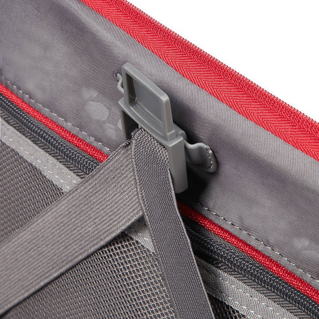 Walizka kabinowa Samsonite Spark SNG Spinner - red
