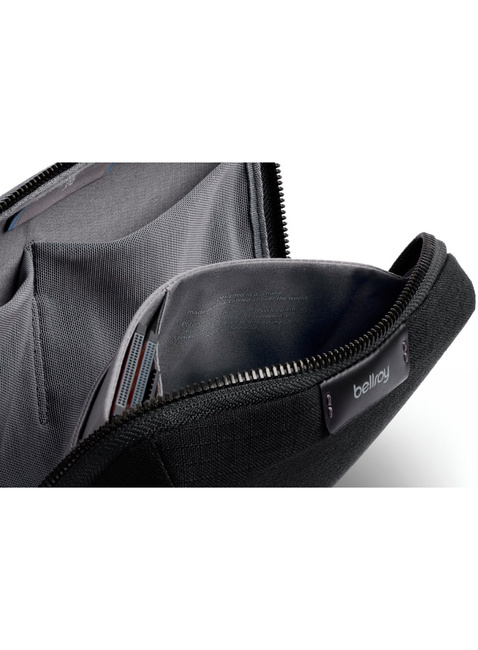 Organizer etui na elektronikę Bellroy Tech Kit Compact - black