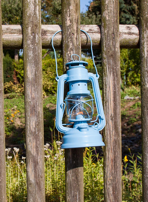 Lampa naftowa Feuerhand Hurricane Baby Special 276 - pastel blue
