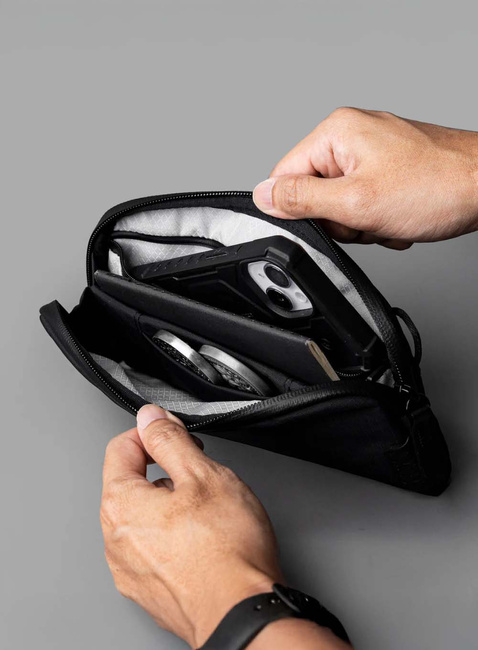 Organizer ma elektronikę Alpaka Flight Pouch - black