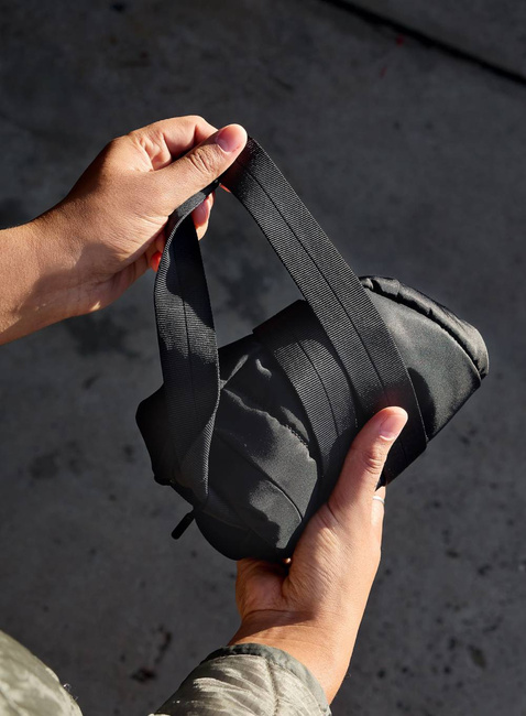 Torba na ramię Bellroy Laneway Crescent Bag 12 l - blue steel