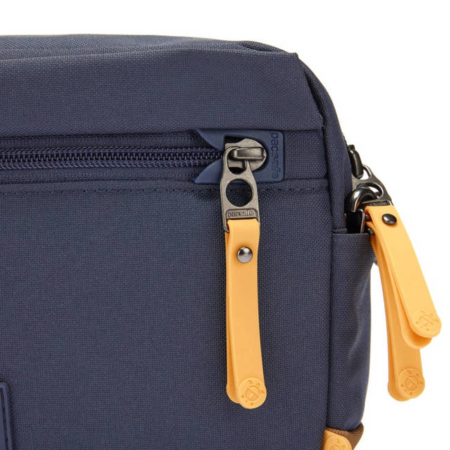 Antykradzieżowa torba na ramię Pacsafe Go Anti-Theft Crossbody Bag - coastal blue