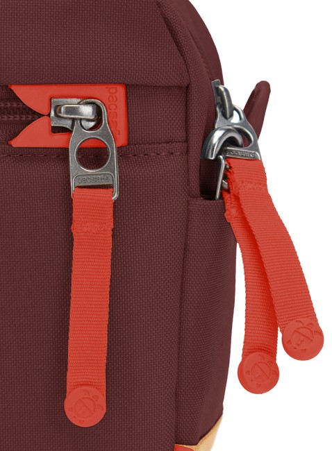 Antykradzieżowa torba na ramię Pacsafe Go Anti-Theft Crossbody Bag - garnet red