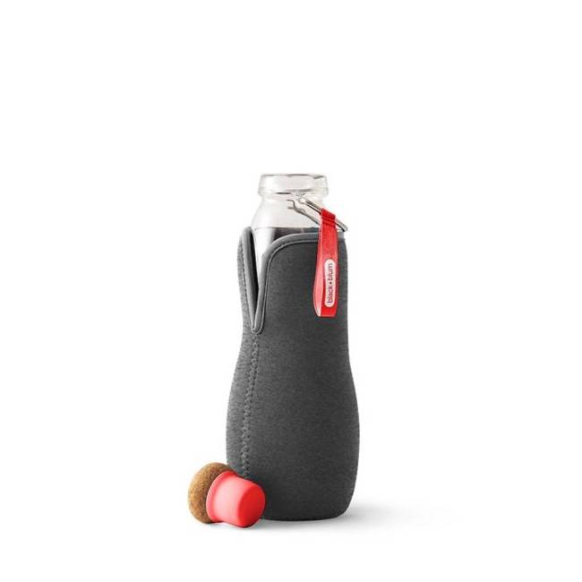 Butelka z pokrowcem 650 ml z filtrem z węgla EAU GOOD Black + Blum - red