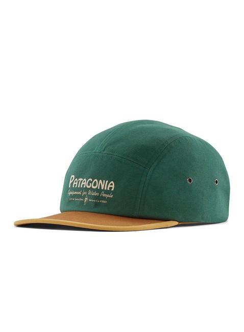 Czapka z daszkiem Patagonia Graphic Maclure Hat - water people banner / conifer green