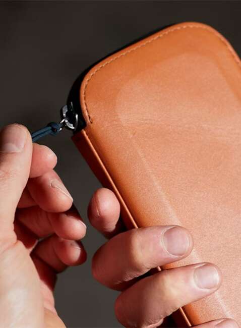 Etui na telefon i karty Bellroy Venture Phone Pocket - bronze