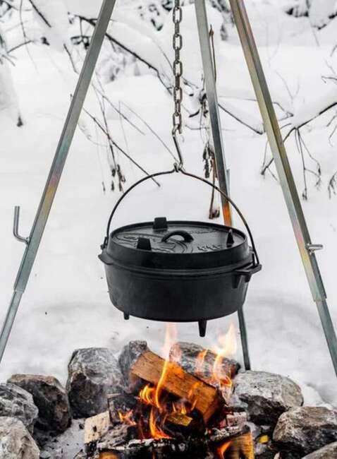 Garnek żeliwny na nóżkach Petromax Dutch Oven FT12 - black