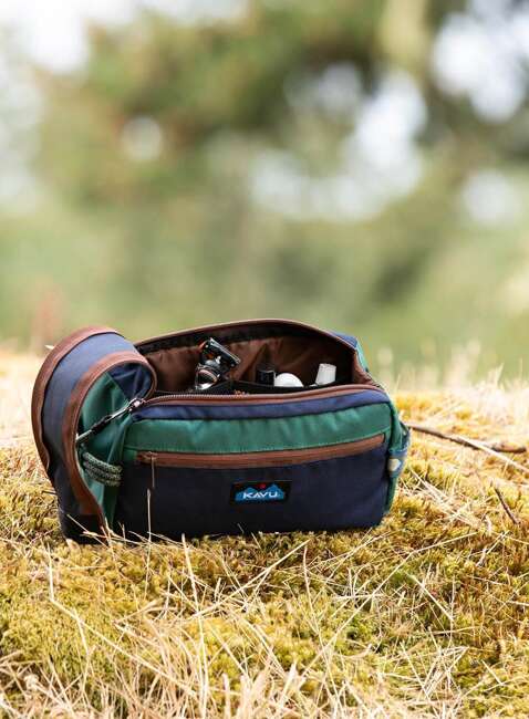 Kosmetyczka podróżna Kavu Grizzly Kit - black topo